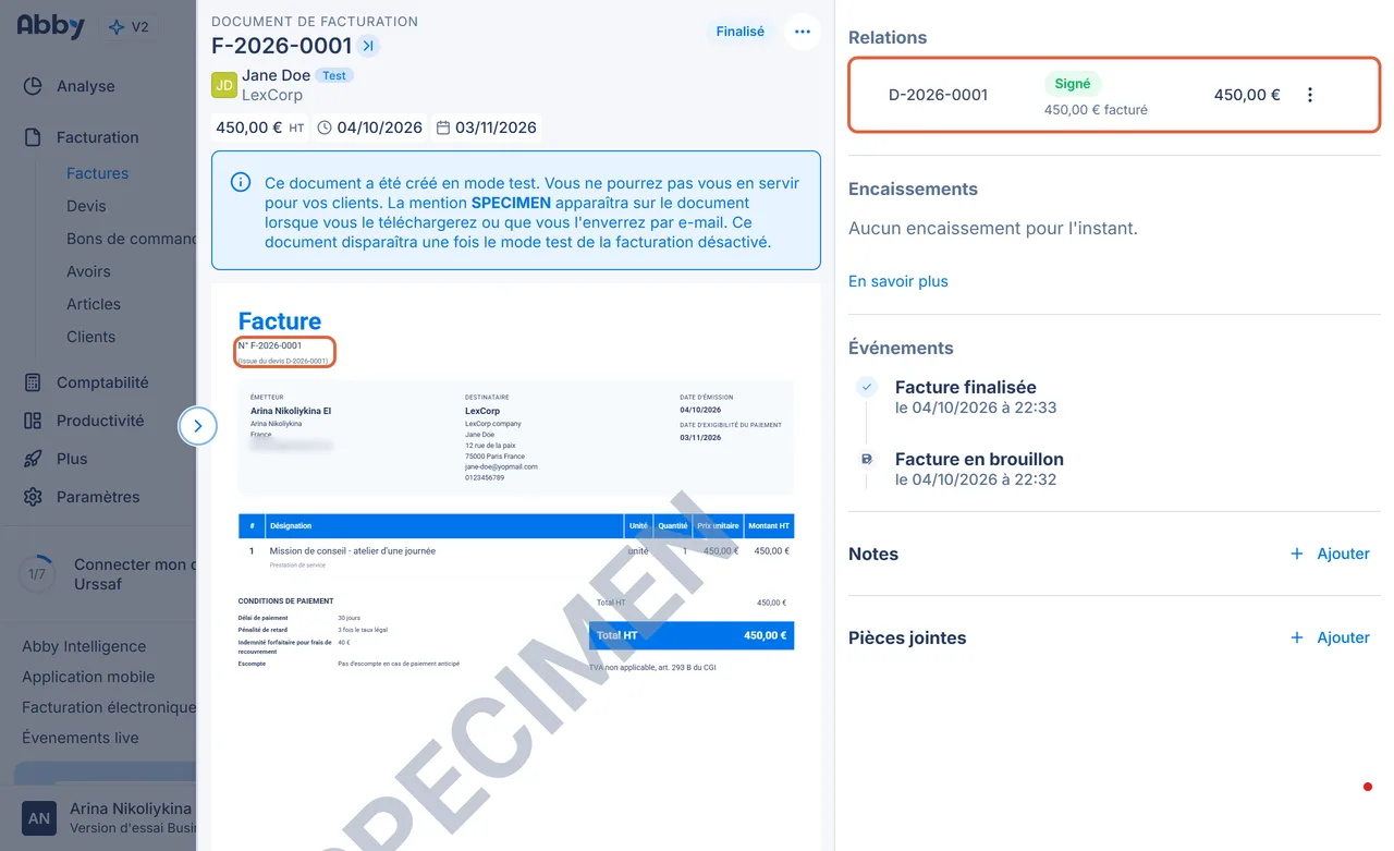 Facture F-2026-0001 dans Abby, avec la mention Issue du devis D-2026-0001 encadrée et, dans le panneau Relations, le devis D-2026-0001 signé et 450,00 € facturé encadré