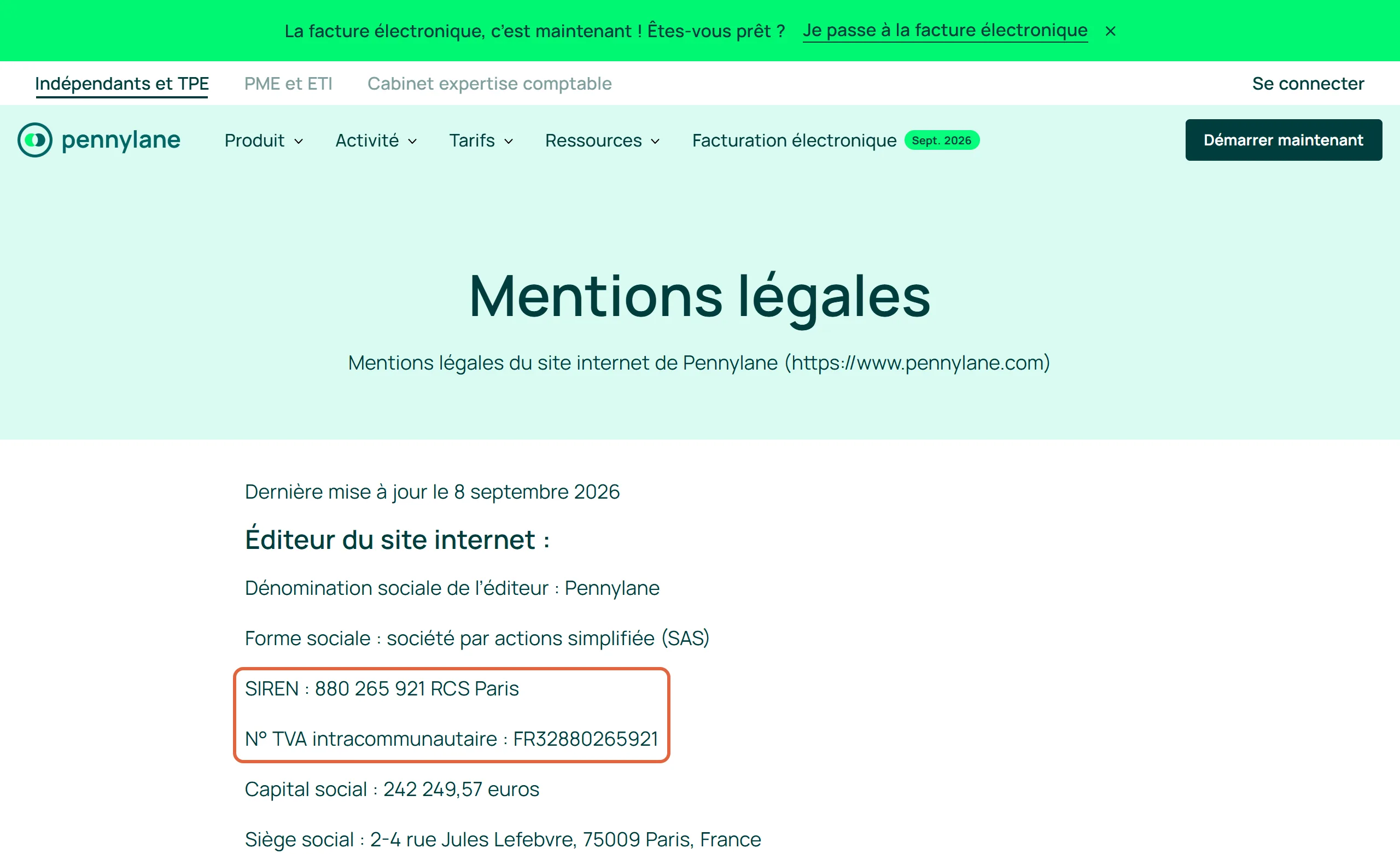 Mentions légales du site de Pennylane avec deux lignes encadrées : SIREN 880 265 921 RCS Paris et numéro de TVA intracommunautaire FR32880265921